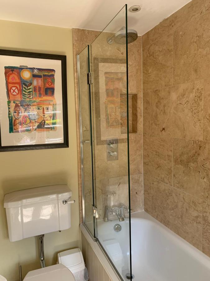 Wee Grange Apartment Bath Exterior photo
